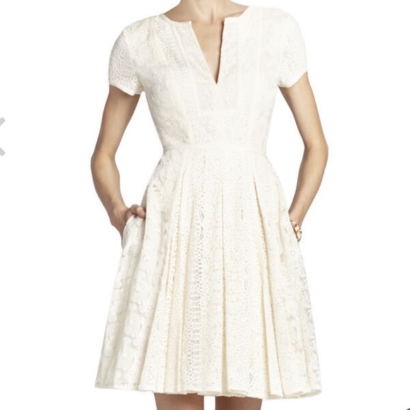 BCBGMaxAzria Dresses & Skirts - BCBG MAXAZRIA Lace Dress